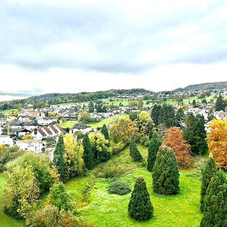 Little Penthouse **** Apartment Dietikon Bagian luar foto