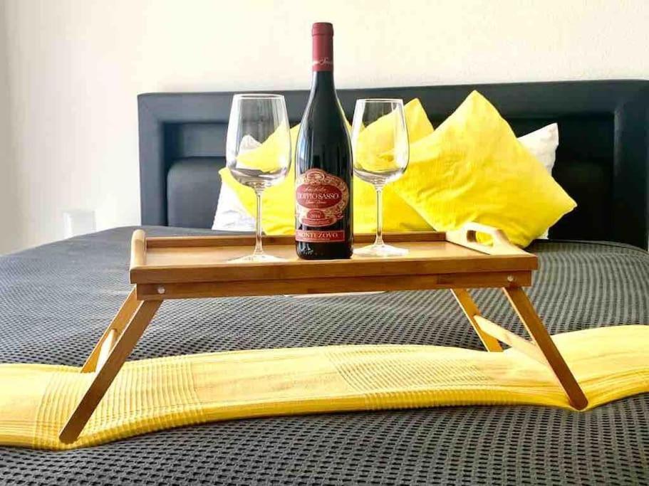 Little Penthouse **** Apartment Dietikon Bagian luar foto