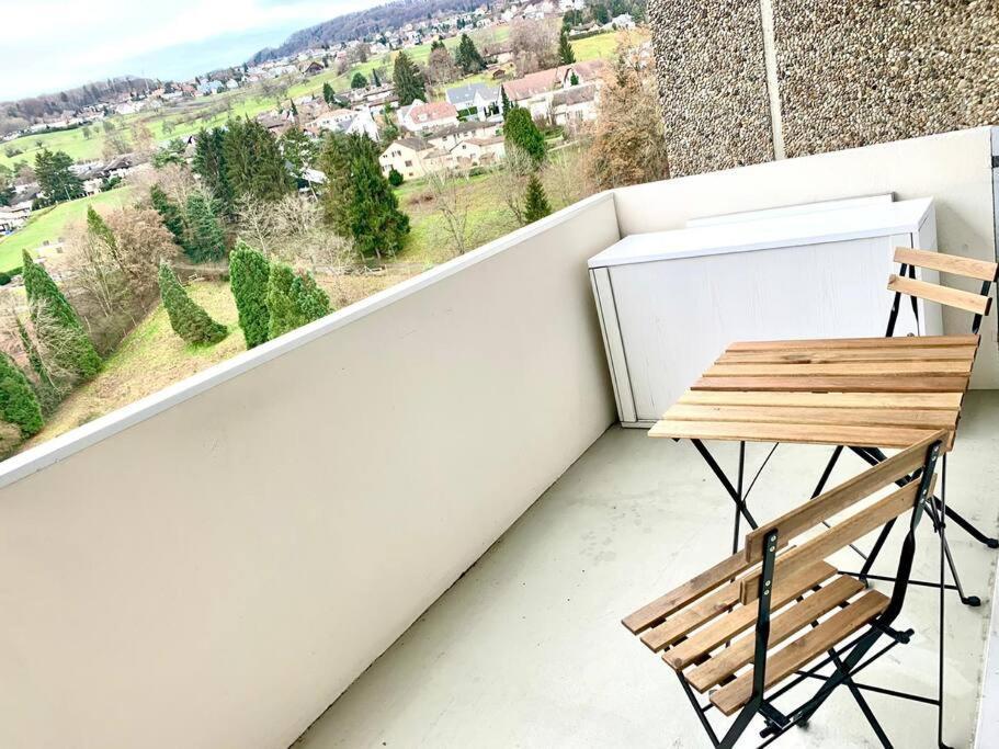 Little Penthouse **** Apartment Dietikon Bagian luar foto